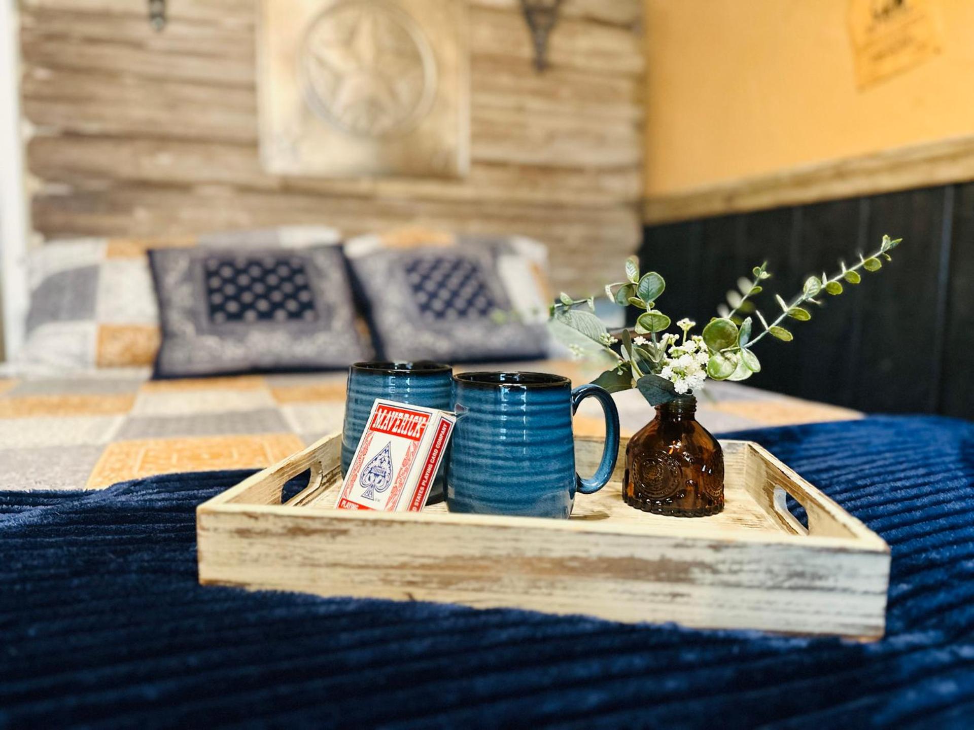 Acorn Hideaways Canton Rustic Old West Frontier Suite ภายนอก รูปภาพ